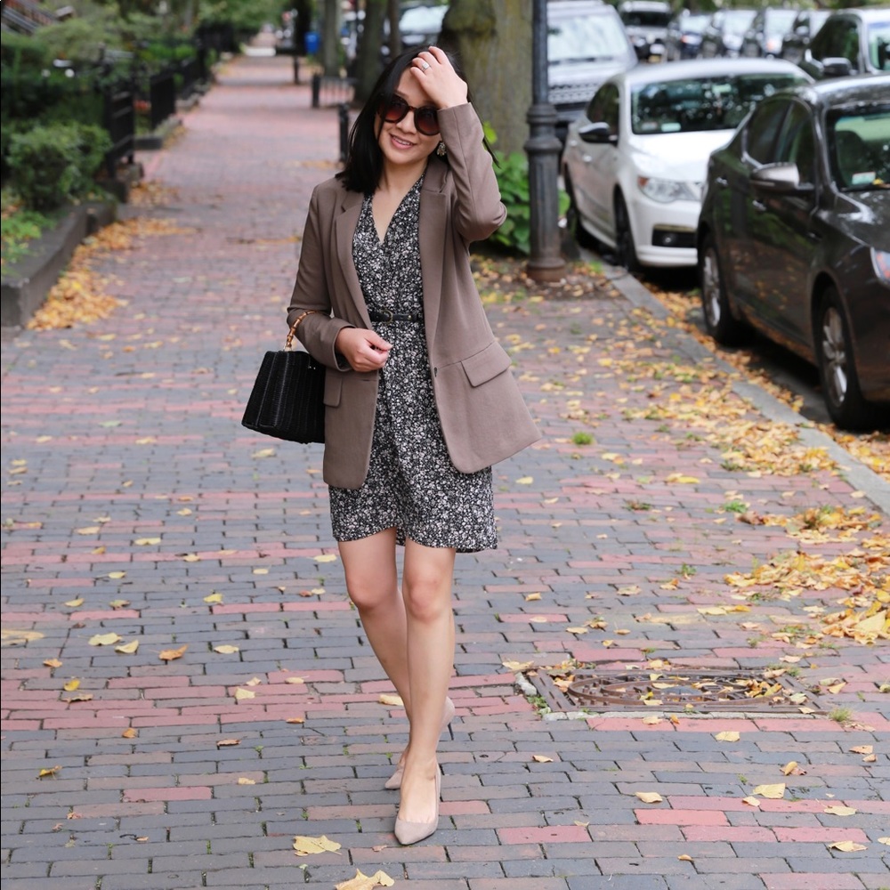 Aritzia Wilfred Echelle Jacket Blazer in earl grey - Picture 2 of 8